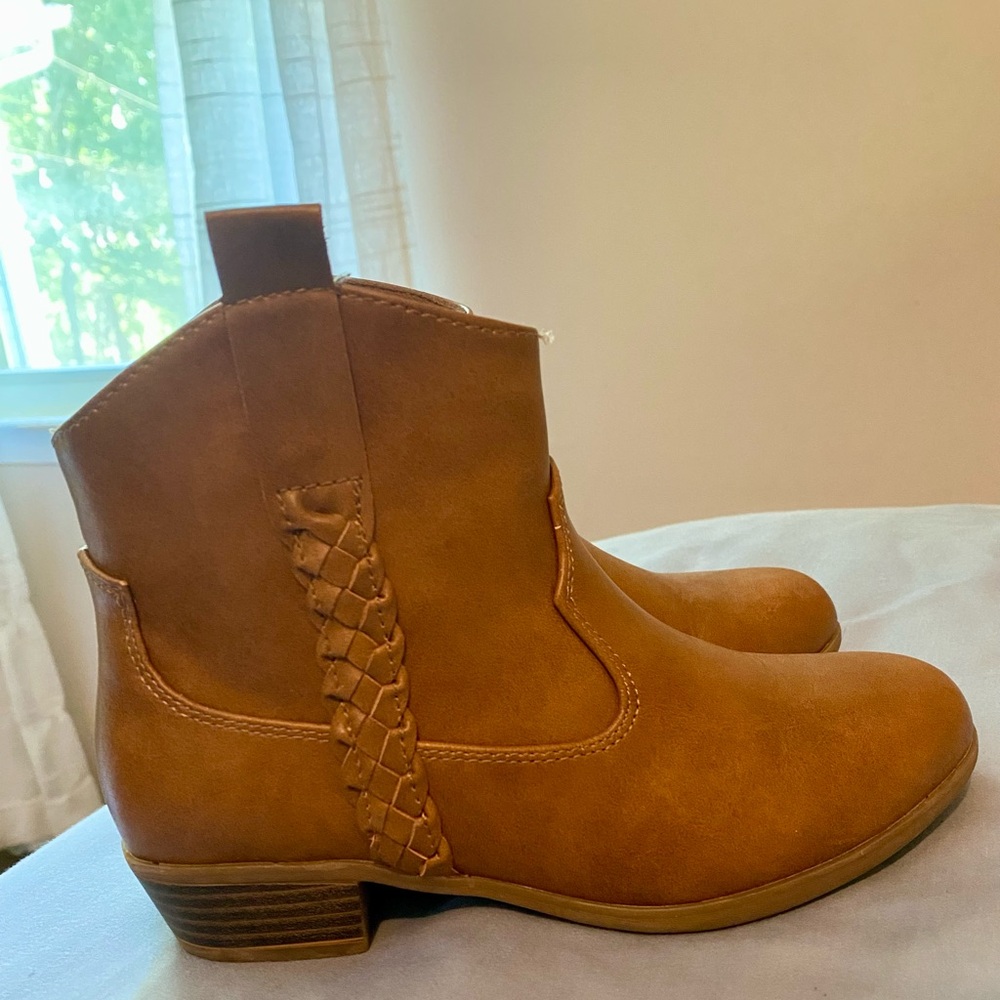Girls Brown Ankle Boots